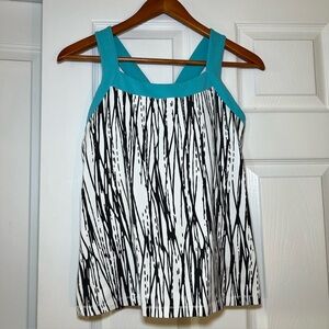 Lucy Powemax Top. Built in Padded Bra, Cross Strap Racer Back